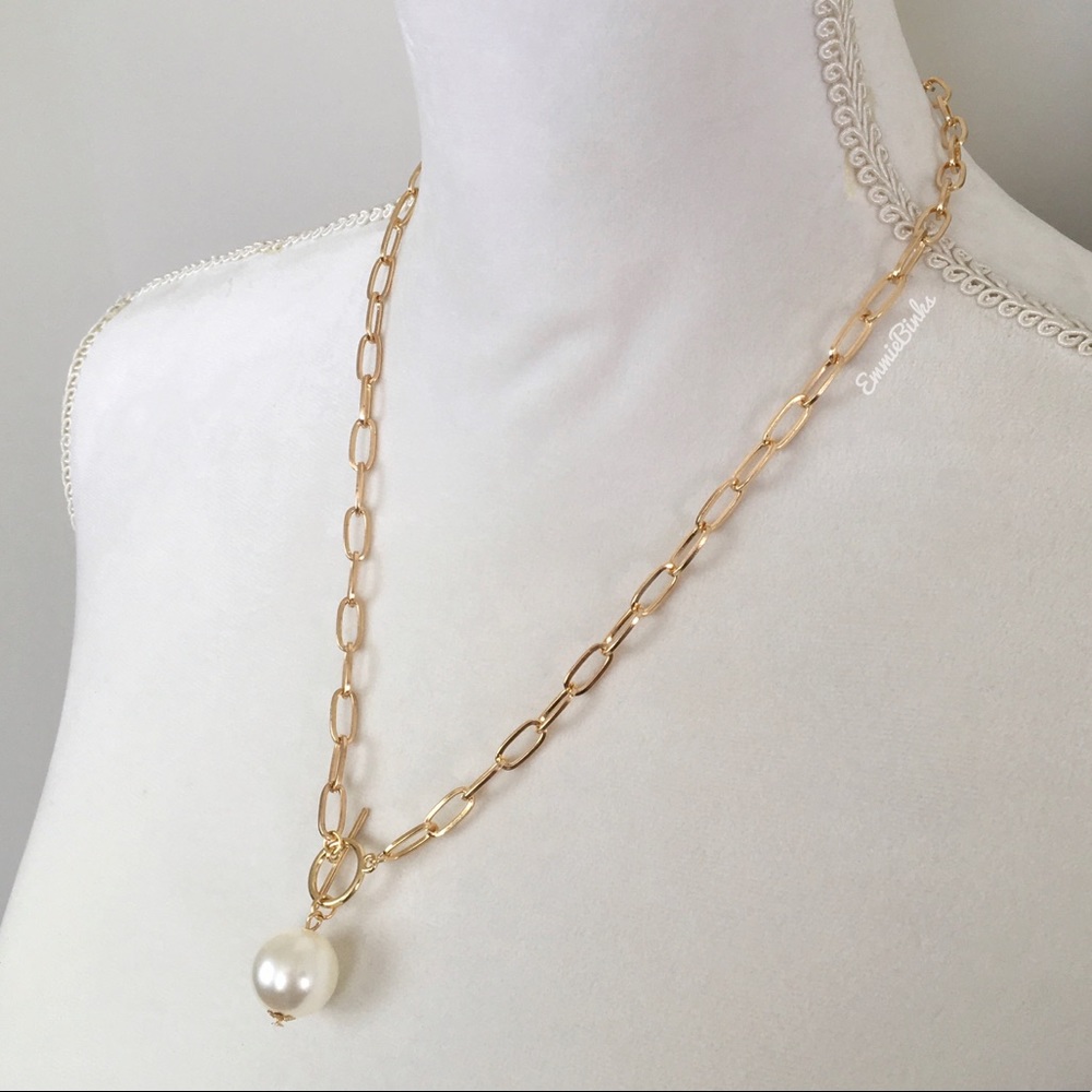 ✨3/$38 New Golden Chain Faux Pearl Toggle Clasp Front Closure Necklace T Bar - Picture 6 of 16